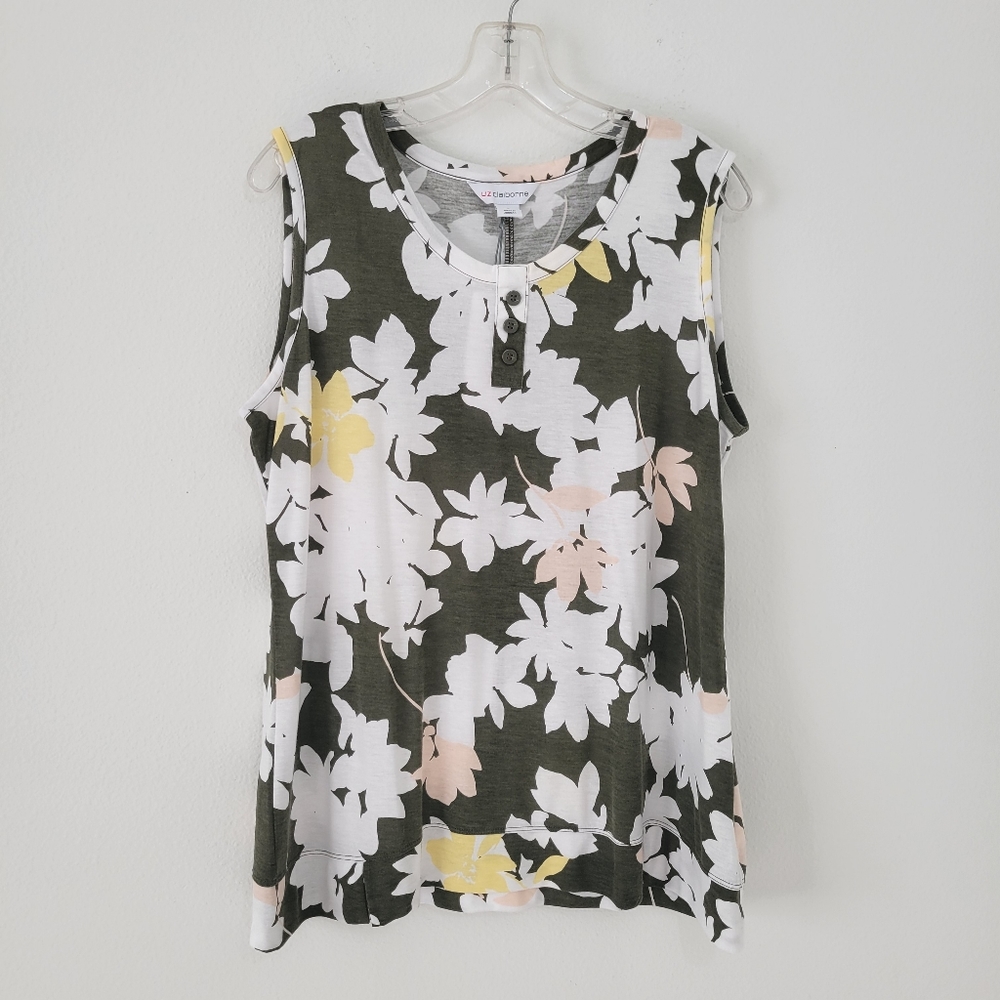 Liz Claiborne Sleeveless Floral Tank Top